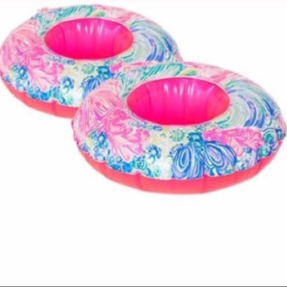Lilly Pulitzer Accessories - 2 drink float coasters Lilly pulitzer nwt pool Lilly Pulitzer Accessories - 2 drink float coasters Lilly pulitzer nwt pool
